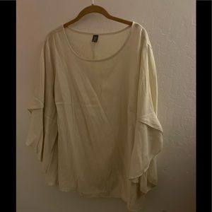 NWOT Shein Curve Flounce Sleeve blouse